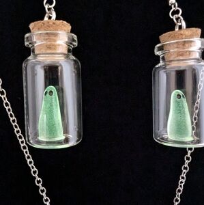 🎃 Ghost in a Bottle Glow in the Dark Necklace & Earrings Set Spooky Halloween